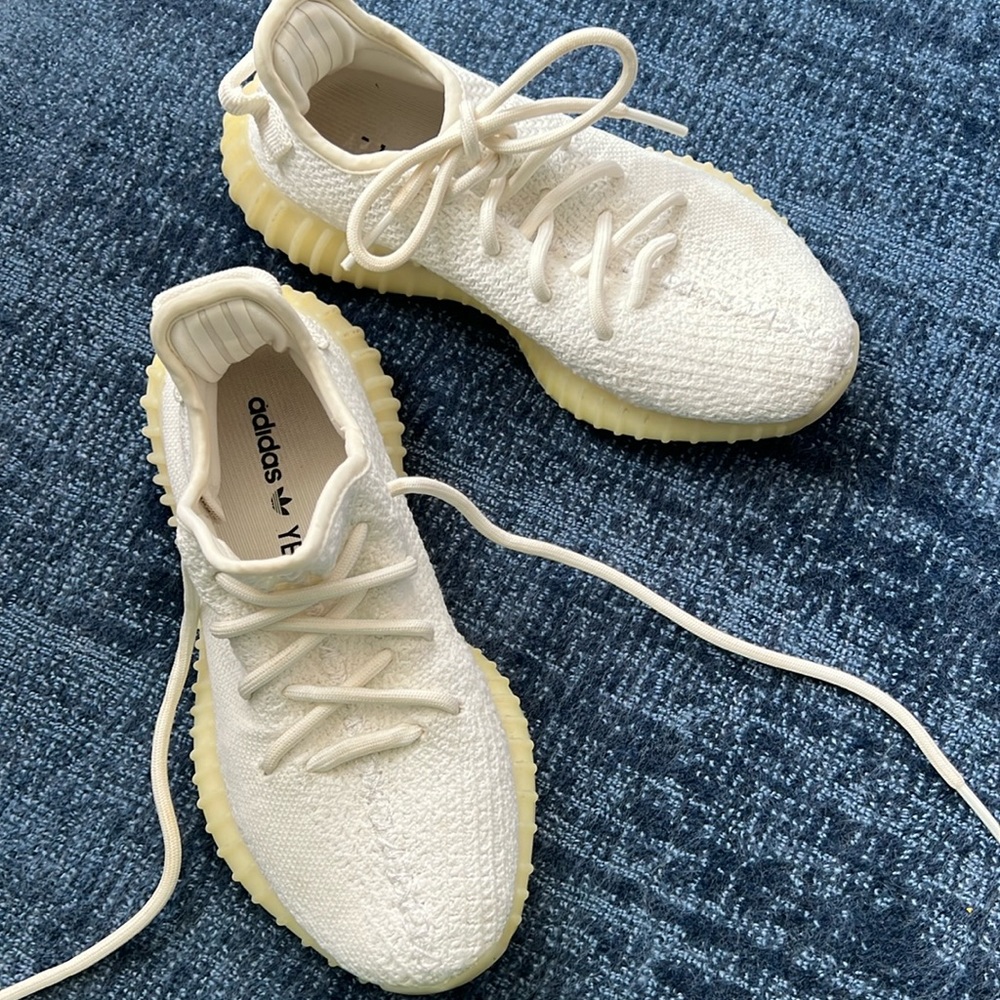 Adidas Yeezy Athletic Sneaker 4